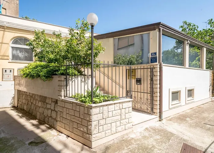 Villa Corona Split