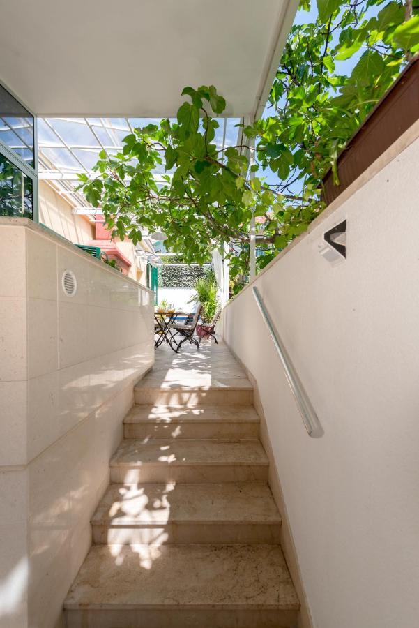 Villa Corona Split Lägenhet